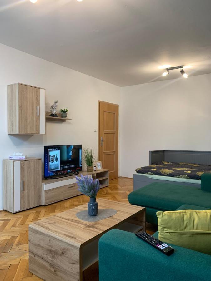 Victory Apartman Šamorín Екстериор снимка